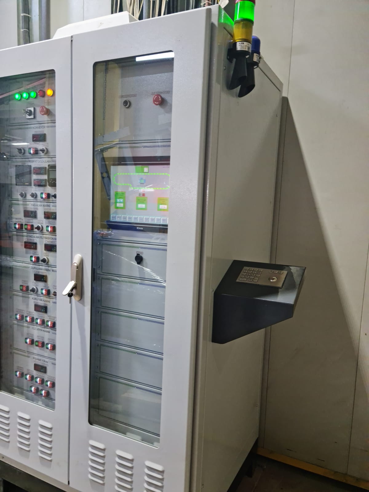 18 Keys Rugged Vandal-Proof Industrial Keyboard Metal Numeric Keypad With Trackball